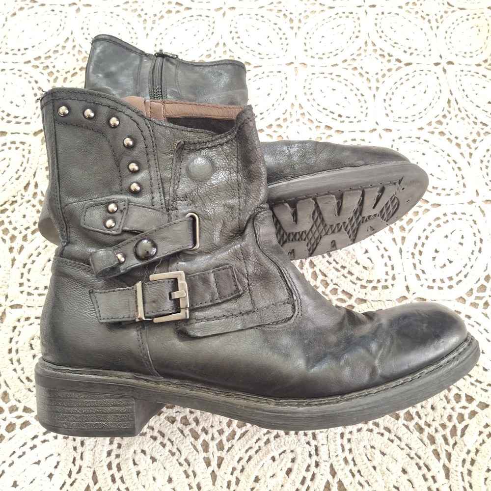 NeroGiardini Women's Black Leather Studded Moto Grunge Biker Boots Italy 40/9.5